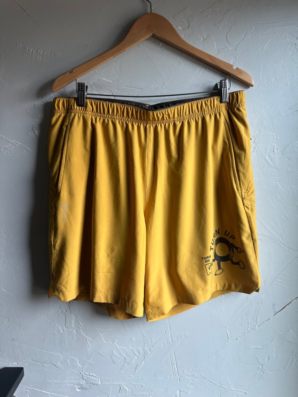 Roark Run Amok Running Shorts Yellow Graphic Athletic Gorpcore Hiking Sz XL